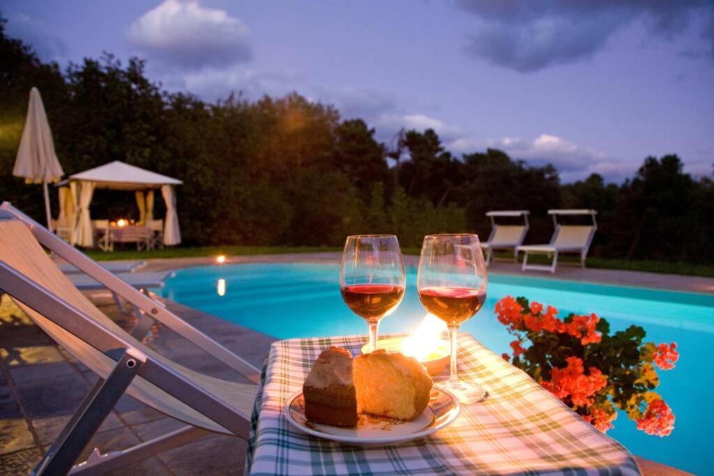 Villa Liz Tuscany, Private Pool, Hot Tub, Property Fenced, Pets Allowed ป็อปปี ภายนอก รูปภาพ